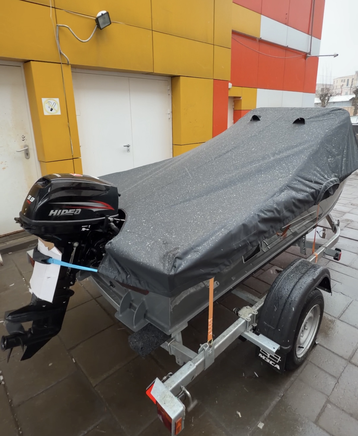 Транспортировочный тент на лодку